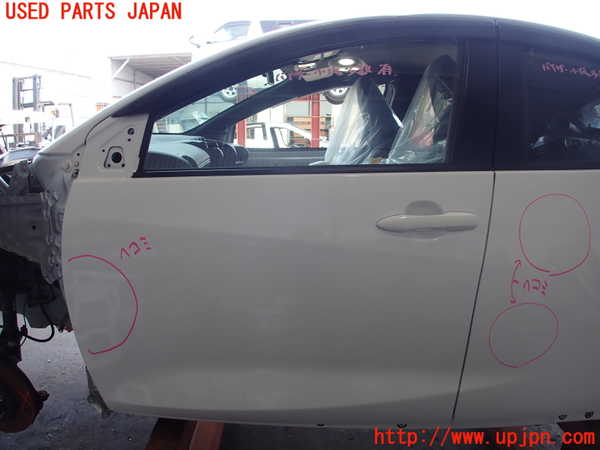 5UPJ-26801260]ヤリス(YARIS) ハイブリッド(MXPH15)左前ドア (43R-00122) 中古_m0001.jpg