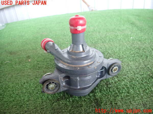 2UPJ-26802110]ヤリス(YARIS) ハイブリッド(MXPH15)ウォーターポンプ 中古_m0002.jpg