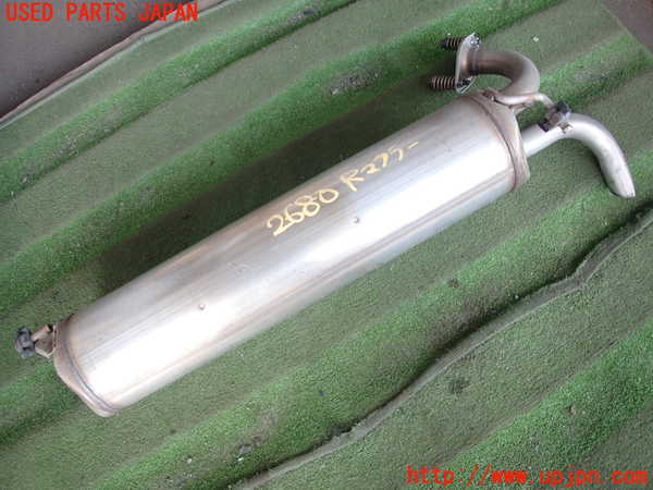 2UPJ-26802671]ヤリス(YARIS) ハイブリッド(MXPH15)リアマフラー1 中古_m0001.jpg
