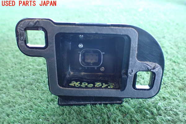 2UPJ-26806680]ヤリス(YARIS) ハイブリッド(MXPH15)バックカメラ 中古_m0003.jpg