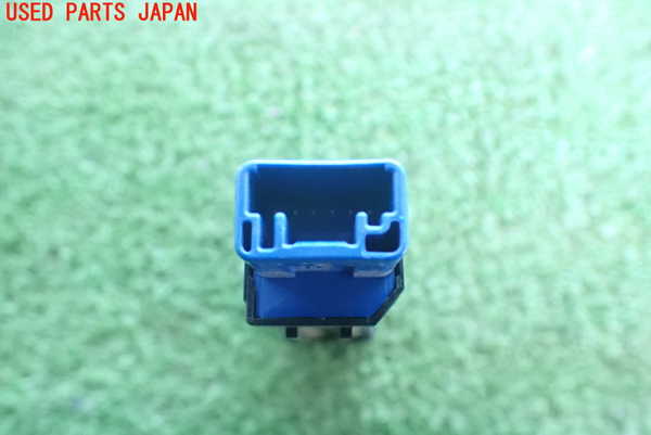 2UPJ-26806311]ヤリス(YARIS) ハイブリッド(MXPH15)スイッチ6 (フロントワイパーデアイサー) 中古_m0004.jpg