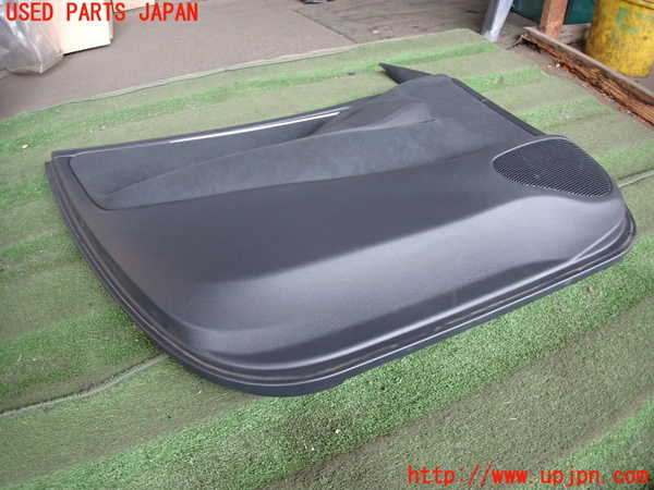 2UPJ-26801264]ヤリス(YARIS) ハイブリッド(MXPH15)左前ドア内張り 中古_m0002.jpg
