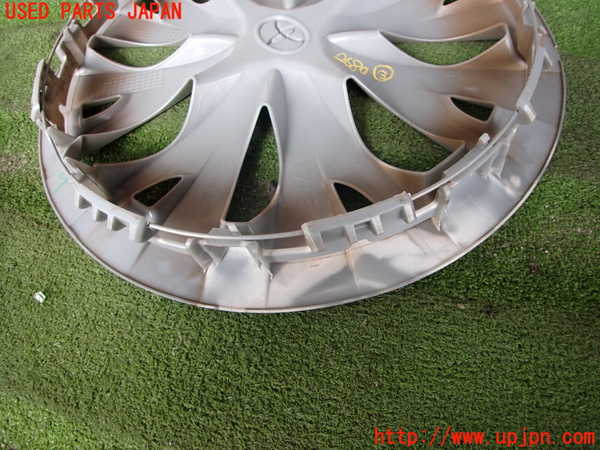 2UPJ-26809418]ヤリス(YARIS) ハイブリッド(MXPH15)15インチホイールキャップ1枚③ 【ジャンク品】 中古_m0004.jpg