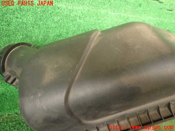 2UPJ-26812560]エクスプローラー(1FMHK9)エアクリーナーボックス 中古_m0002.jpg