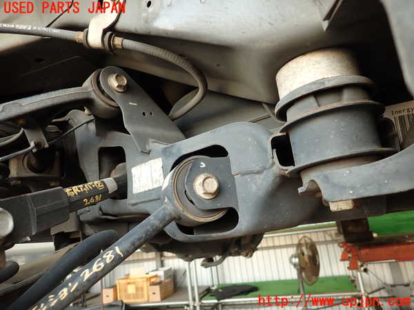 2UPJ-26815295]エクスプローラー(1FMHK9)リアメンバー 中古_m0002.jpg