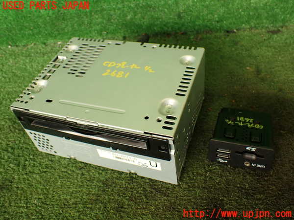 2UPJ-26816480]エクスプローラー(1FMHK9)CDプレーヤー 中古_m0001.jpg