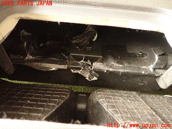 2UPJ-26817505]エクスプローラー(1FMHK9)ダッシュボード 中古_m0003.jpg