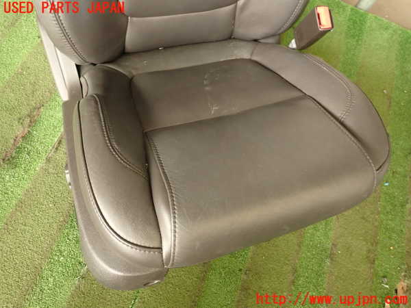 2UPJ-26817065]エクスプローラー(1FMHK9)助手席シート 中古_m0002.jpg