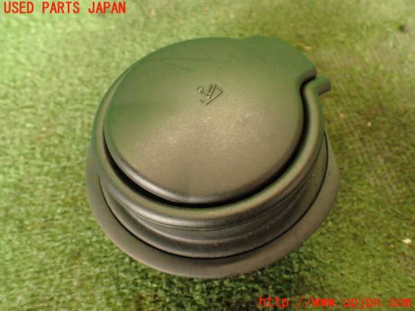 2UPJ-26817821]エクスプローラー(1FMHK9)灰皿1 中古_m0001.jpg