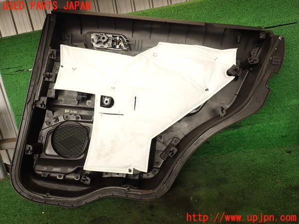 2UPJ-26811324]エクスプローラー(1FMHK9)左後ドア内張り 中古_m0005.jpg
