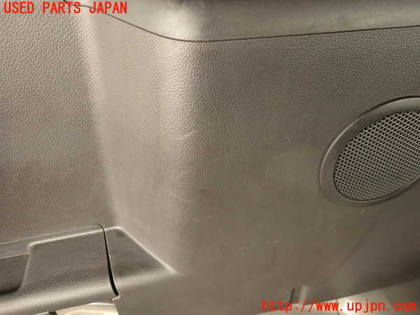 2UPJ-26817680]エクスプローラー(1FMHK9)左リアピラートリム 中古_m0002.jpg