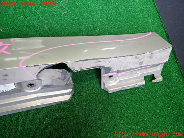 2UPJ-26821390]BMW Z4(LM25)右サイドステップ 中古（E89）_m0003.jpg