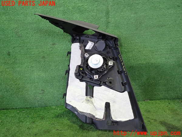 2UPJ-26827675]BMW Z4(LM25)右リアピラートリム 中古（E89）_m0002.jpg