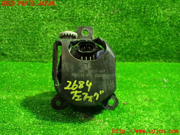 5UPJ-26841182]BRZ(86)(ZC6)左フォグ 中古_m0003.jpg
