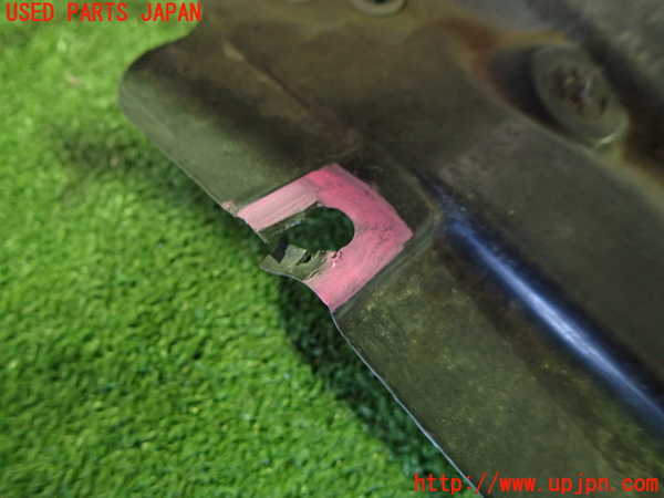 5UPJ-26841092]BRZ(86)(ZC6)左前フェンダーライナー 中古_m0002.jpg