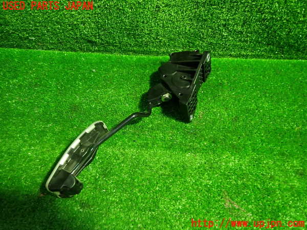 1UPJ-26846381]BRZ(86)(ZC6)センサー1 (アクセルペダル) 中古_m0002.jpg