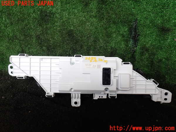 1UPJ-26856239]ノア(ヴォクシー)(ZRR80W)メーター・その他 中古_m0003.jpg