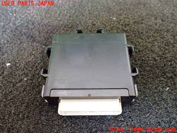 5UPJ-26856146]ノア(ヴォクシー)(ZRR80W)コンピューター1 (ヘッドランプレベリング) 中古_m0003.jpg