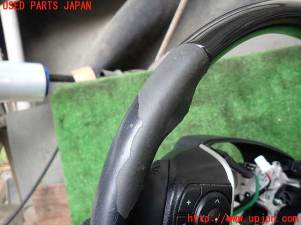1UPJ-26857855]ノア(ヴォクシー)(ZRR80W)ステアリングホイール 中古_m0002.jpg
