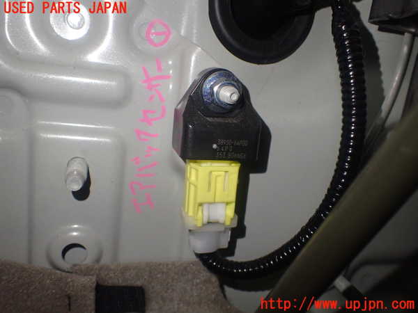 5UPJ-26866356]エブリイ(DA17V)エアバッグセンサー1 中古_m0001.jpg