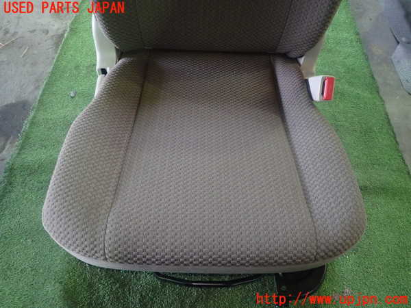 1UPJ-26867035]エブリイ(DA17V)運転席シート 中古_m0003.jpg