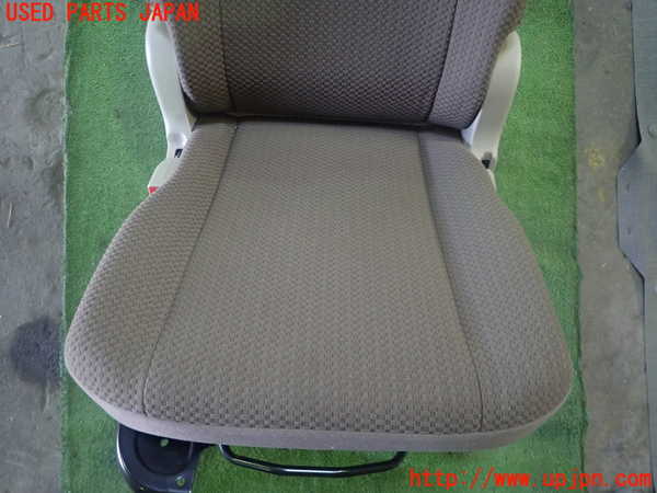 5UPJ-26867065]エブリイ(DA17V)助手席シート 中古_m0003.jpg