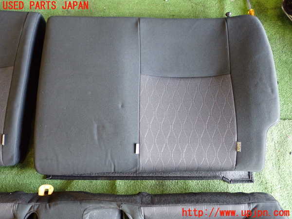 1UPJ-26877385]アクア(AQUA)(NHP10)リアシート 中古_m0002.jpg