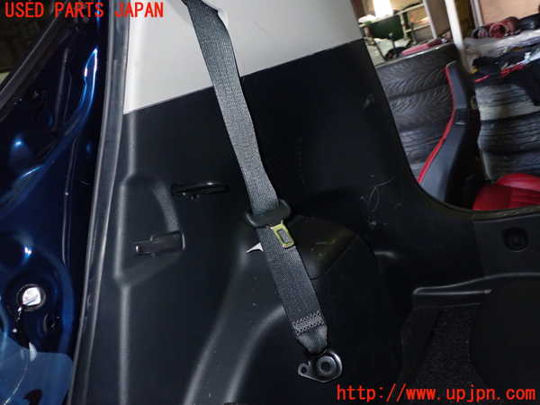 1UPJ-26877155]アクア(AQUA)(NHP10)右2列目シートベルト 中古_m0001.jpg