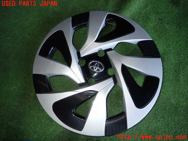 1UPJ-26879419]アクア(AQUA)(NHP10)15インチホイールキャップ1枚④ 中古_m0001.jpg