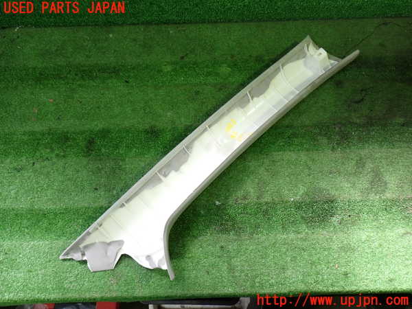 1UPJ-26887660]レクサス・RX450h(GYL20W)左フロントピラートリム 中古_m0002.jpg
