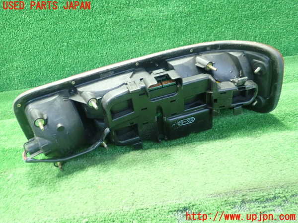 1UPJ-26891536]ピアッツァ(JR120)左テールランプ ジャンク部品取り_m0003.jpg