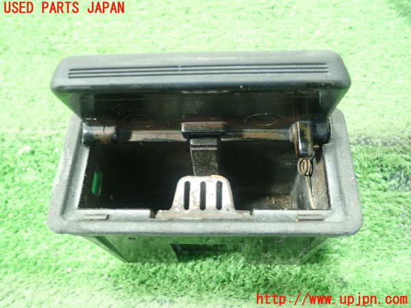 5UPJ-26897821]ピアッツァ(JR120)灰皿1 中古_m0002.jpg
