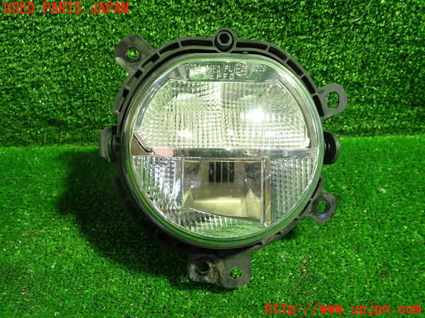 1UPJ-26901180]BMW ミニ(MINI)クーパーD クラブマン F54(LR20)右フォグ 中古_m0001.jpg