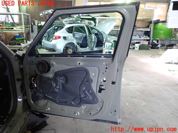 1UPJ-26901230]BMW ミニ(MINI)クーパーD クラブマン F54(LR20)右前ドア SEKURIT M24100 中古_m0004.jpg