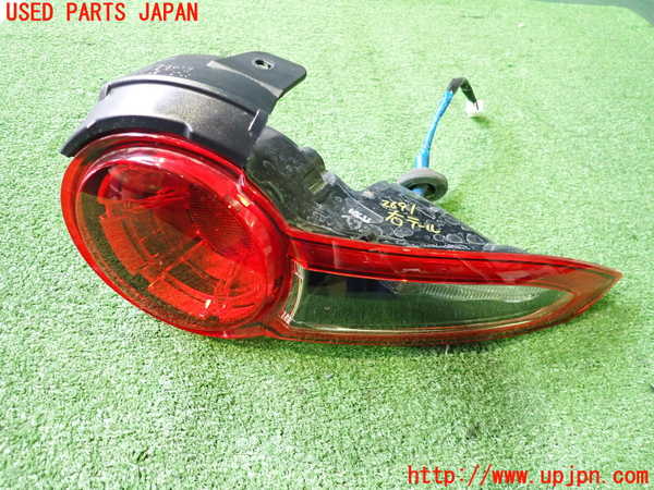 2UPJ-26911530]ロードスター(ND5RC)右テールランプ 中古_m0001.jpg