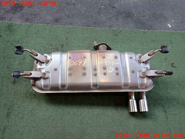 2UPJ-26912671]ロードスター(ND5RC)リアマフラー1 中古_m0001.jpg