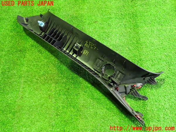 2UPJ-26917655]ロードスター(ND5RC)右フロントピラートリム 中古_m0002.jpg