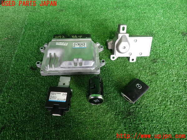 2UPJ-26926110]MX-30(DREJ3P)エンジンコンピューター 中古_m0001.jpg