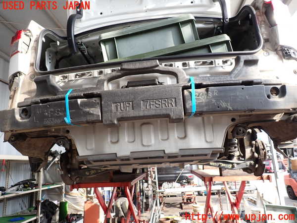 2UPJ-26931614]レクサス・IS F(USE20)リアバンパーホースメント 中古_m0001.jpg