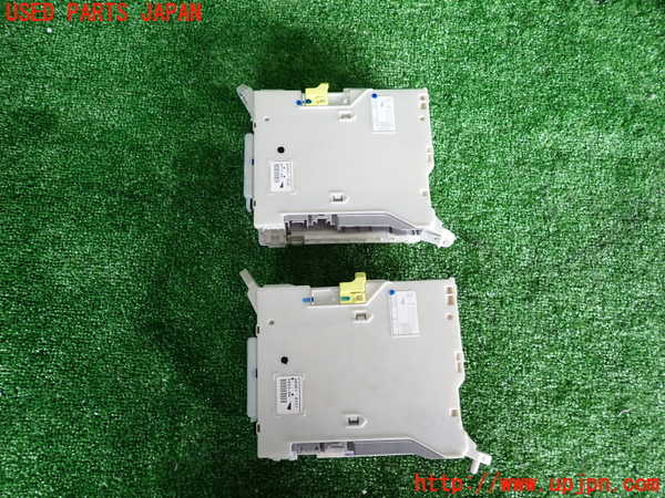5UPJ-26936743]レクサス・IS F(USE20)ヒューズボックス3 中古_m0001.jpg