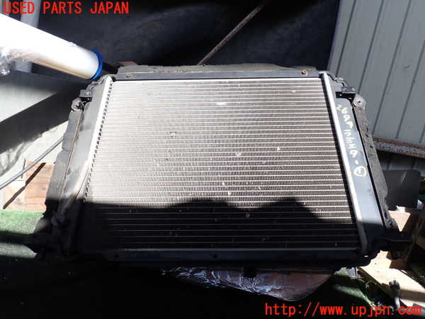 1UPJ-26942321]キャラバン コーチ(AEGE24)ラジエーター1 中古_m0001.jpg