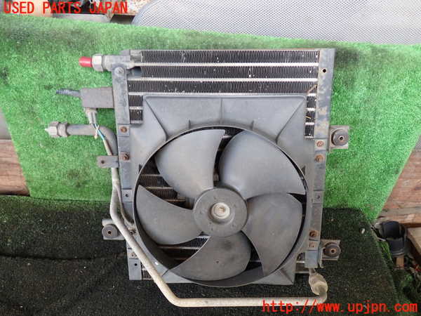 1UPJ-26946031]キャラバン コーチ(AEGE24)エアコンコンデンサー1 中古_m0002.jpg