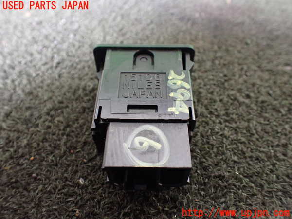 1UPJ-26946311]キャラバン コーチ(AEGE24)スイッチ6 (リヤクーラー ヒーター) 中古_m0002.jpg