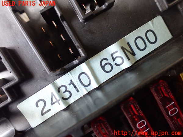 1UPJ-26946741]キャラバン コーチ(AEGE24)ヒューズボックス1 中古_m0003.jpg