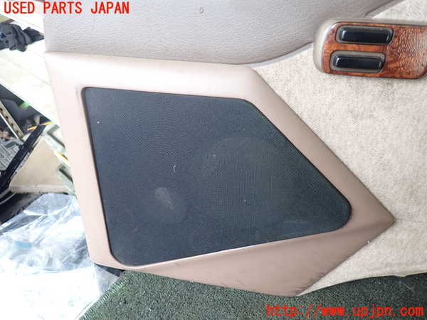 1UPJ-26941234]キャラバン コーチ(AEGE24)右前ドア内張り 中古_m0003.jpg