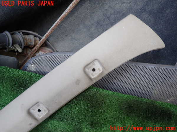 1UPJ-26947655]キャラバン コーチ(AEGE24)右フロントピラートリム 中古_m0002.jpg
