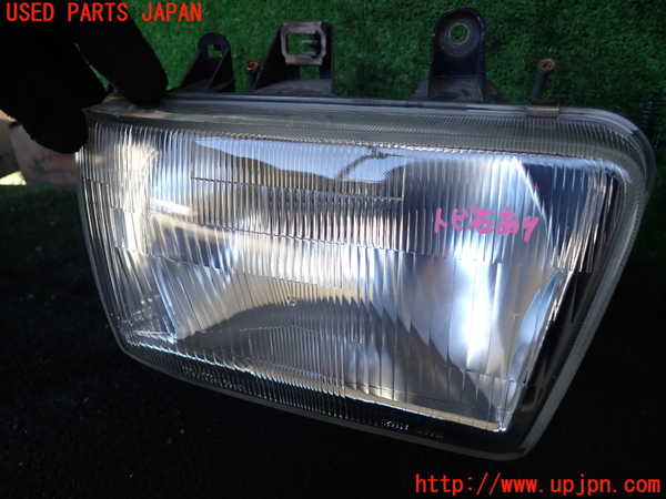 1UPJ-26951130]ハイラックスサーフ N130系 4ドア(LN130G)右ヘッドライト ハロゲン 中古_m0002.jpg