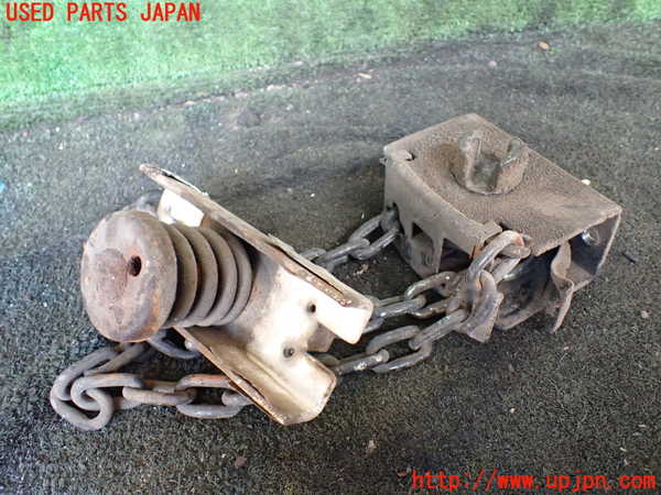 5UPJ-26951700]ハイラックスサーフ N130系 4ドア(LN130G)スペアタイヤキャリア 中古_m0002.jpg