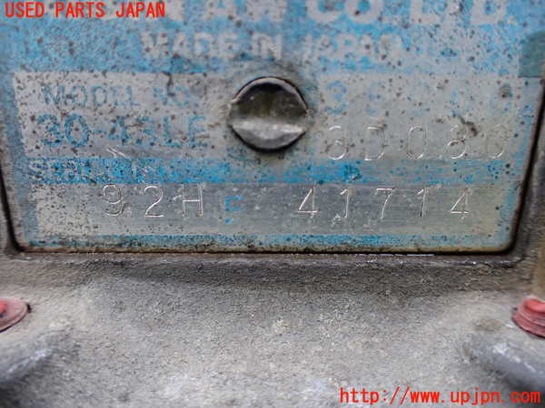 1UPJ-26953010]ハイラックスサーフ N130系 4ドア(LN130G)ミッション AT 2L-TE 4WD 中古_m0004.jpg
