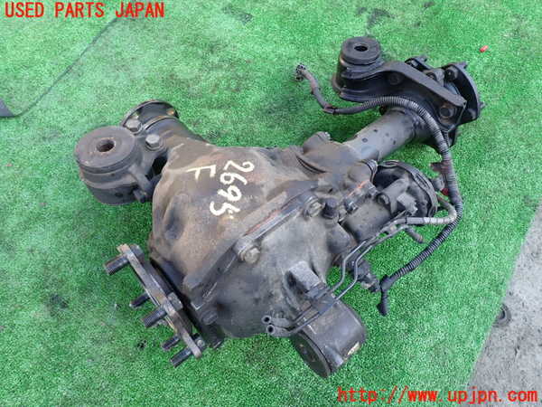 5UPJ-26954350]ハイラックスサーフ N130系 4ドア(LN130G)フロントデフ 中古_m0002.jpg